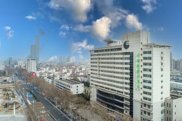 夢(mèng)享智選酒店(鎮(zhèn)江火車站北廣場(chǎng)店)