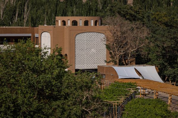 吐魯番八風(fēng)谷民宿