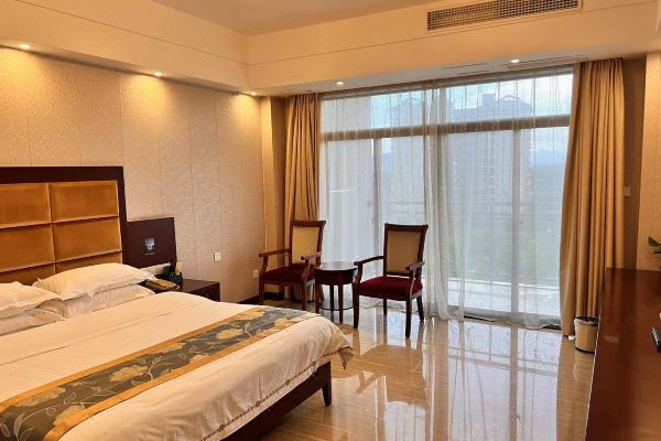 屯昌元行商務(wù)酒店